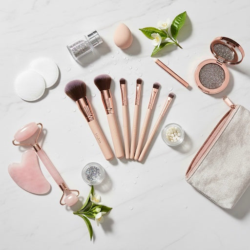 Makeup Tools & Accessories